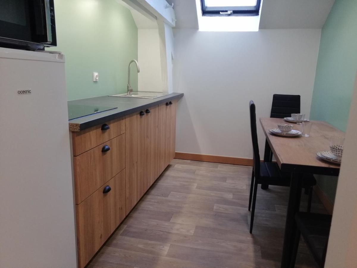Etage A La Ferme Avec Piscine Interieure Privative, Selon Date Bassee Exterior photo